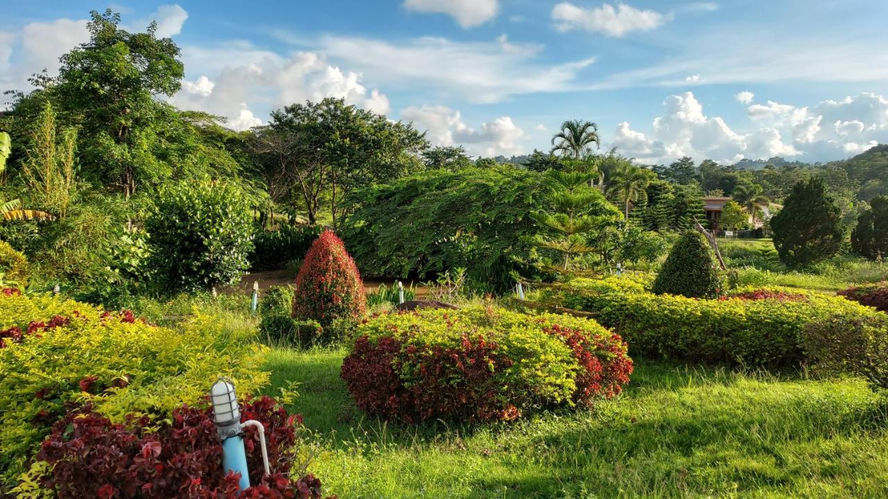 Khao Kho Flora Hotel Ngoại thất bức ảnh